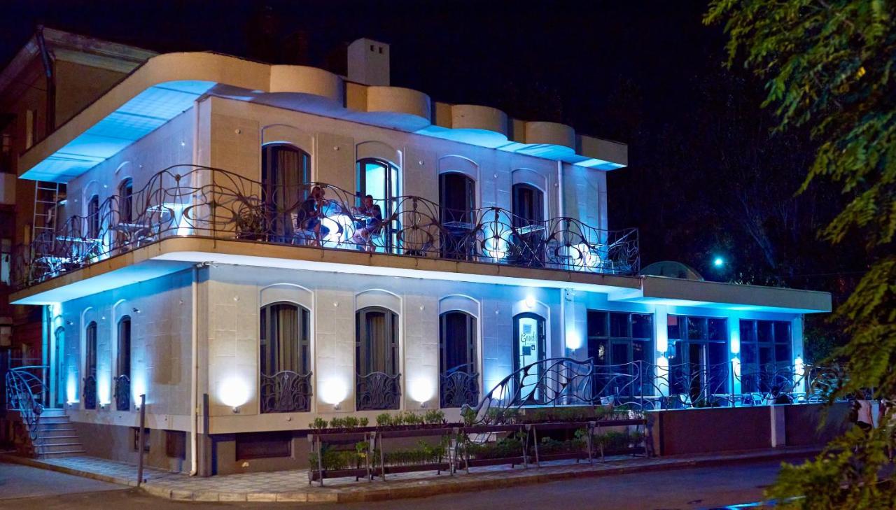 Gaudi stylish hotel Odessa Esterno foto