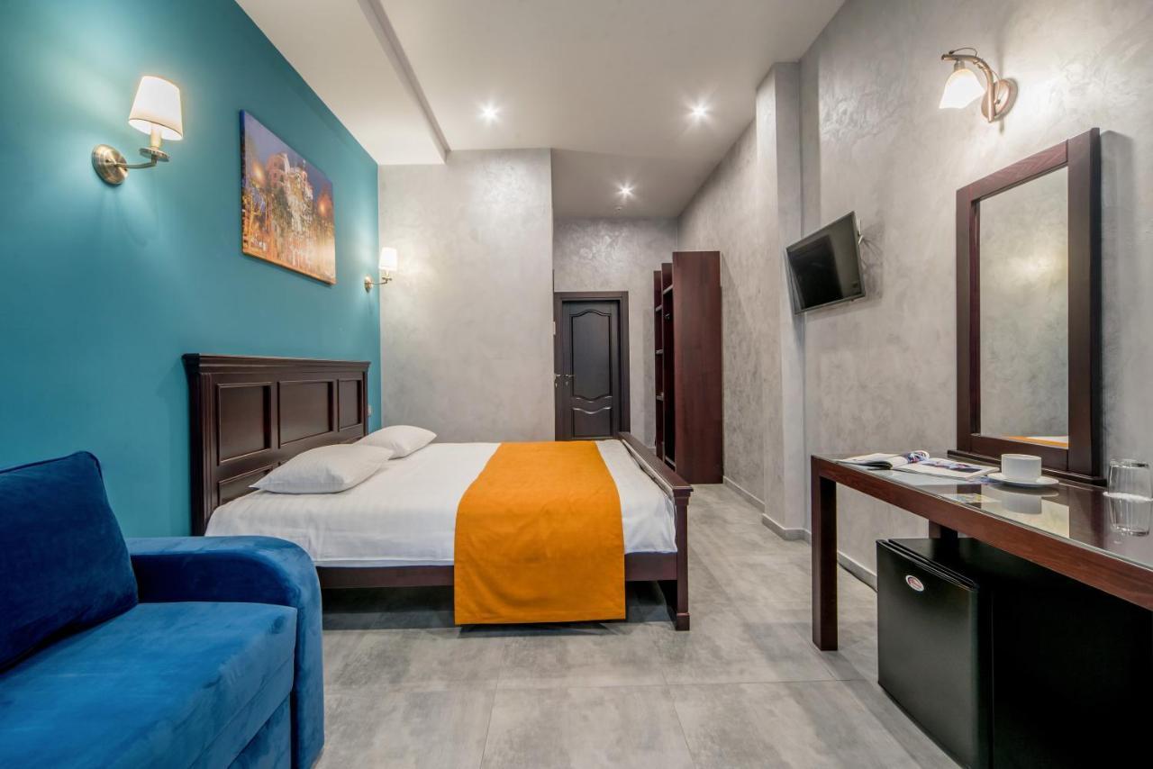 Gaudi stylish hotel Odessa Esterno foto