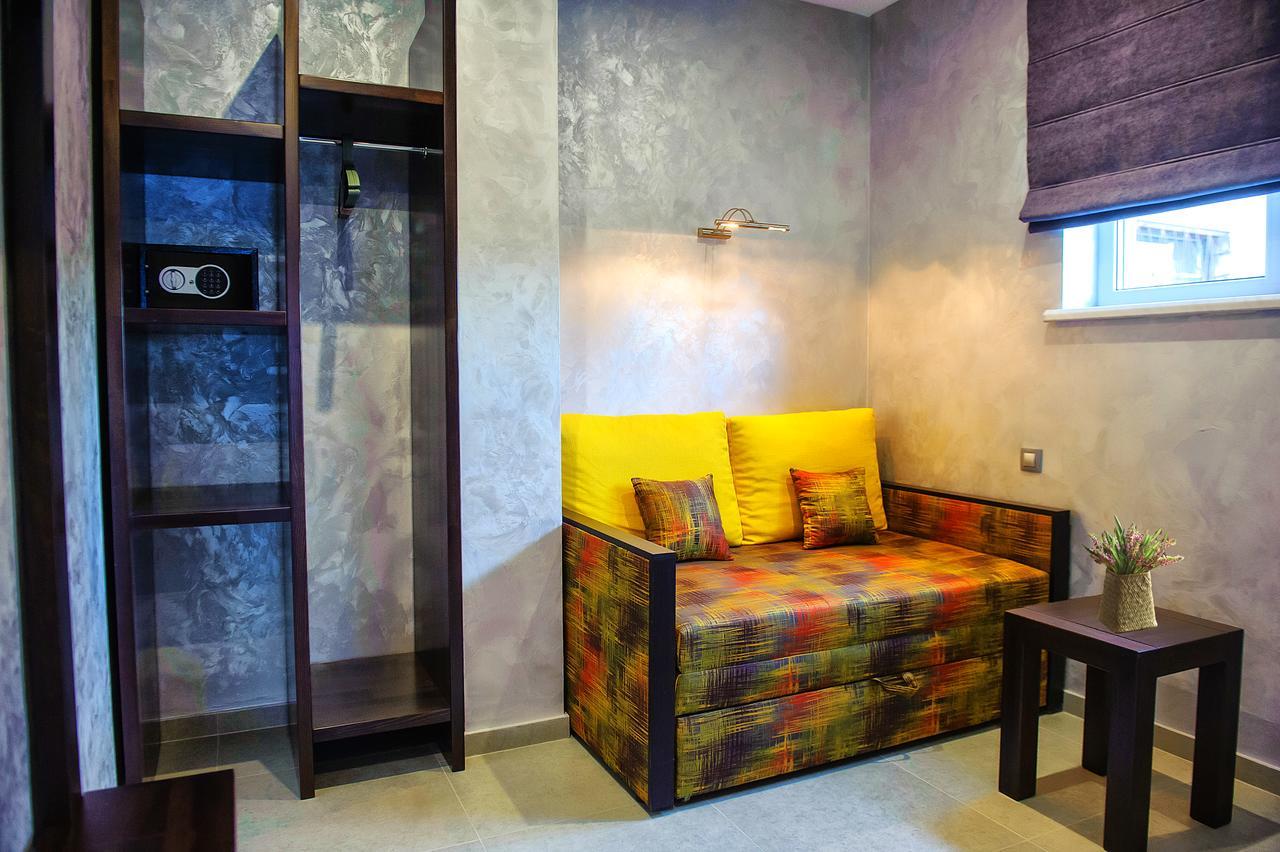 Gaudi stylish hotel Odessa Esterno foto