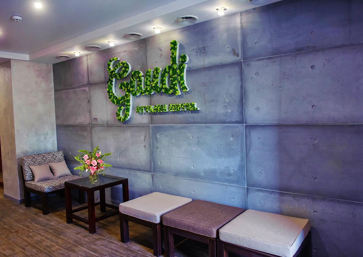 Gaudi stylish hotel Odessa Esterno foto